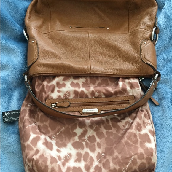 More Photos! B. makowsky Camel Hobo Shoulder Bag - Picture 7 of 8